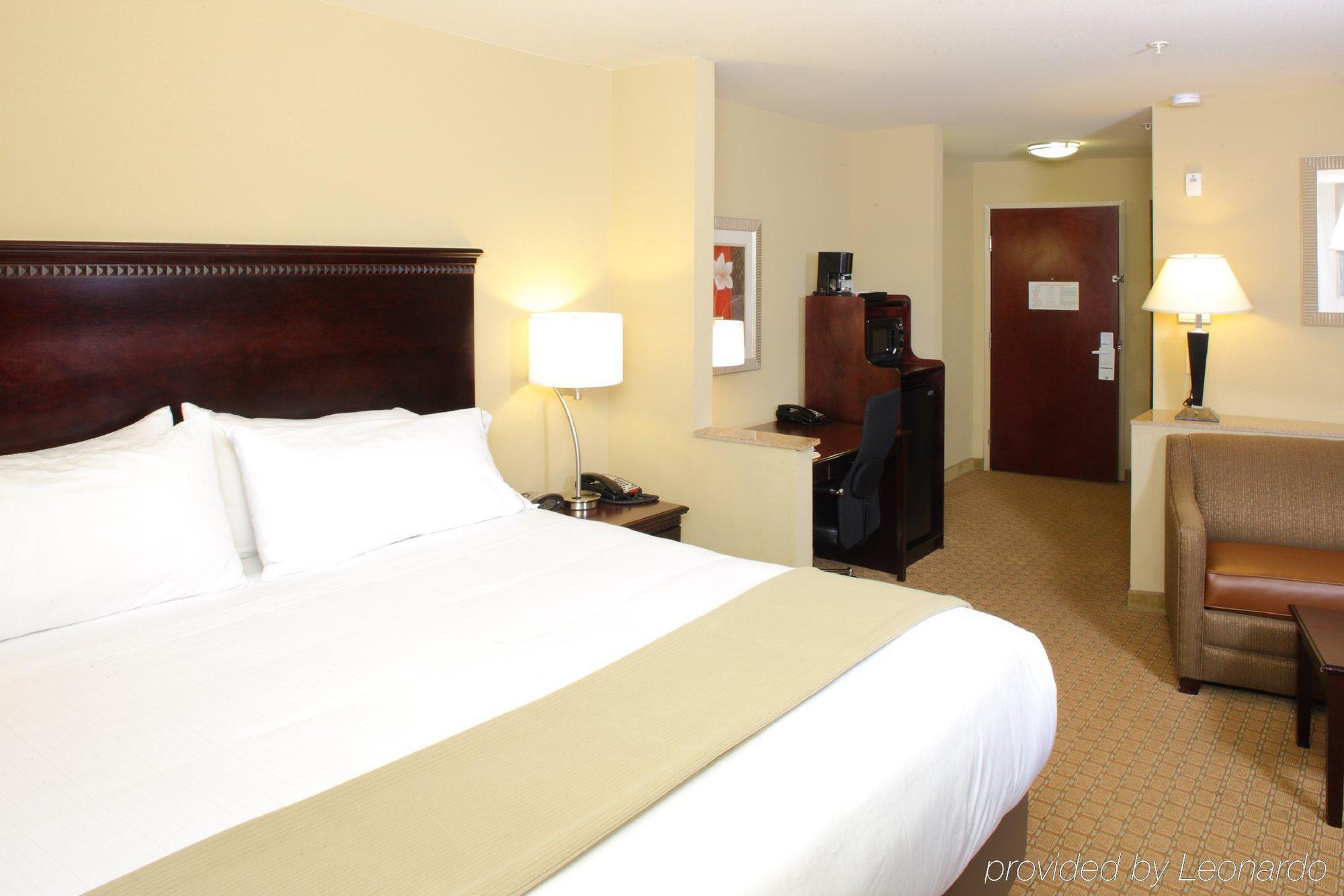 Comfort Suites Mobile-South Alabama University Area Exterior photo