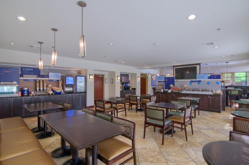 Comfort Suites Mobile-South Alabama University Area Exterior photo